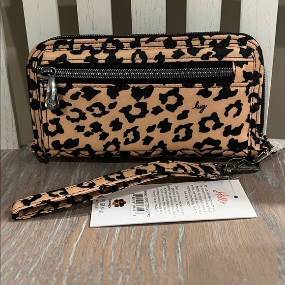 Whirly SPOTTED LEOPARD 🐆
RETIRED COLOR🐆 - Picture 2 of 6